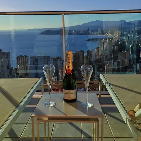 Skyline Floor 28 Sea Views * Benidorm