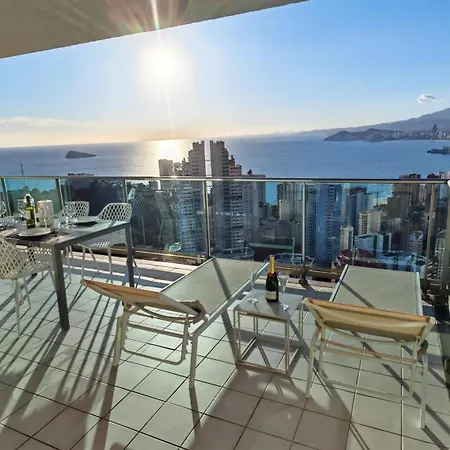 Skyline Floor 28 Sea Views *