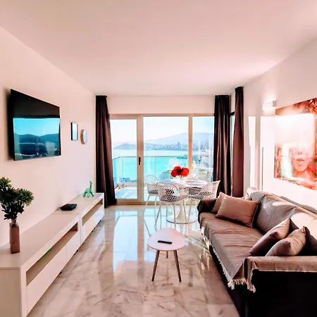 Skyline Floor 28 Sea Views Apartment *